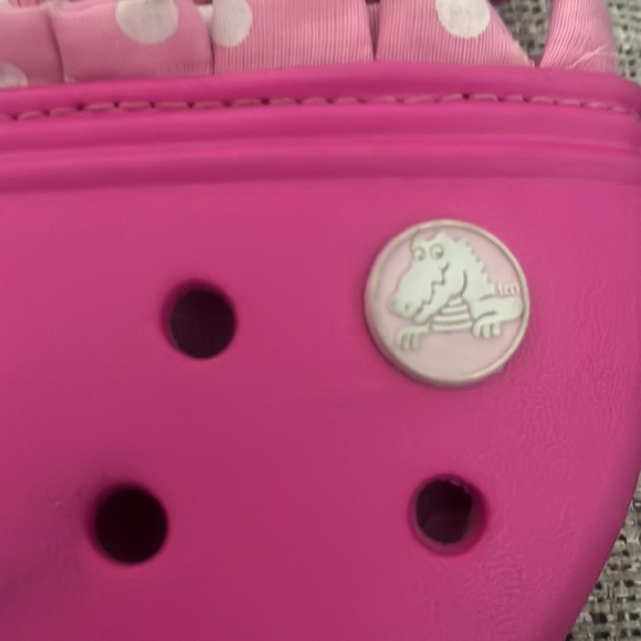 COPY - Crocs - Picture 2 of 8